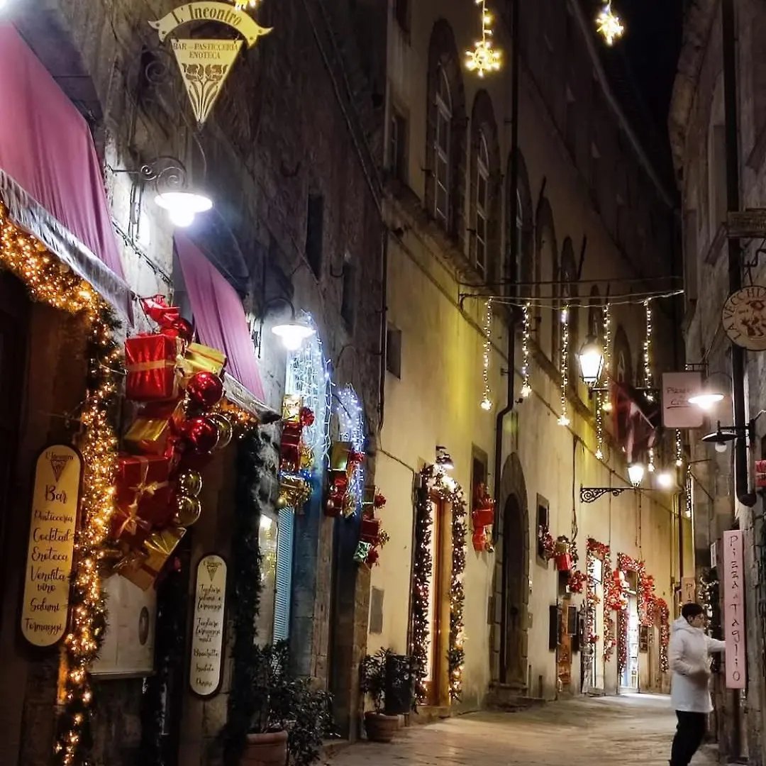 Appartamento il mandorlo nel centro di Volterra